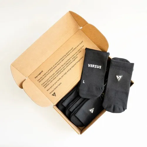 Chaussettes Versus Socks Classic Active dans leur boîte d'expédition